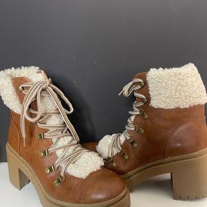 Faux fur Boots